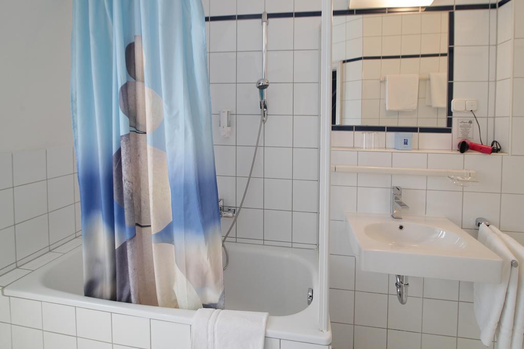 Art-Hotel Erlangen Extérieur photo